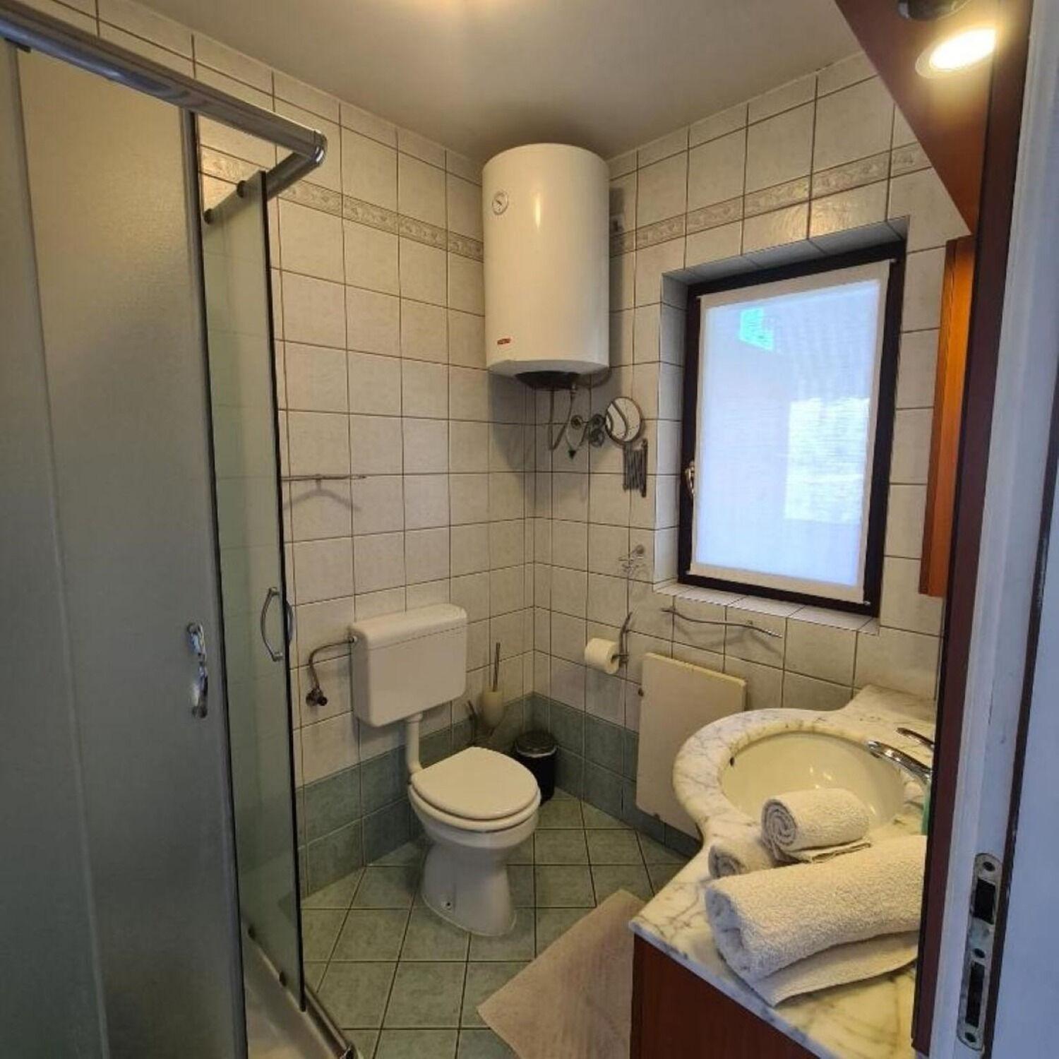Apartments Berto - 500M To The Beach 罗维尼 外观 照片