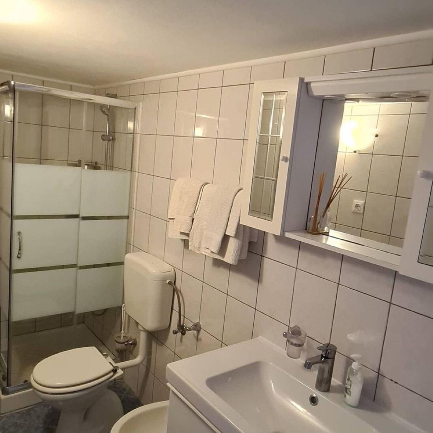 Apartments Berto - 500M To The Beach 罗维尼 外观 照片