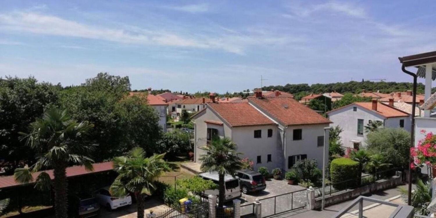 Apartments Berto - 500M To The Beach 罗维尼 外观 照片