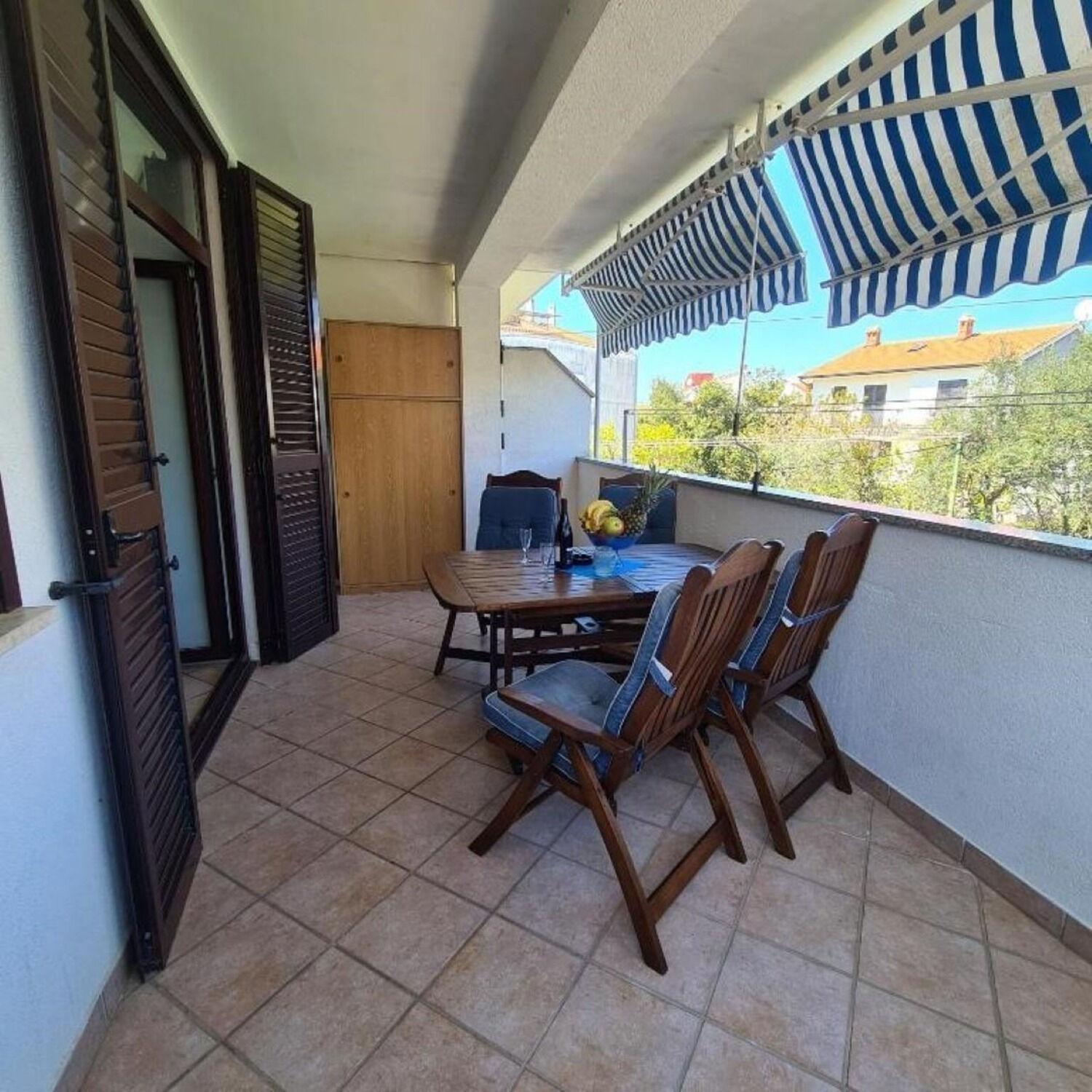 Apartments Berto - 500M To The Beach 罗维尼 外观 照片